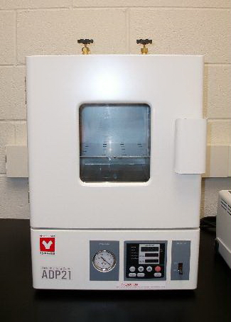 Yamato ADP-21 Vacuum Drying Oven